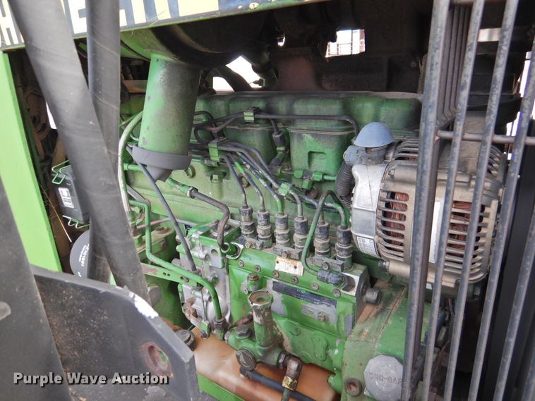 image for item DN0072 1990 John Deere 4555  tractor