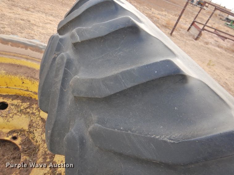 image for item DN0072 1990 John Deere 4555  tractor