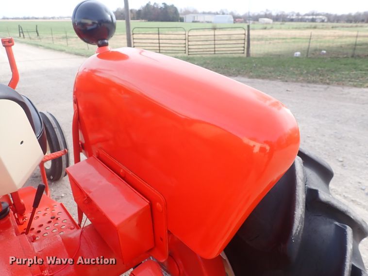 image for item DN2351 1963 Allis Chalmers D15  Series 2 tractor