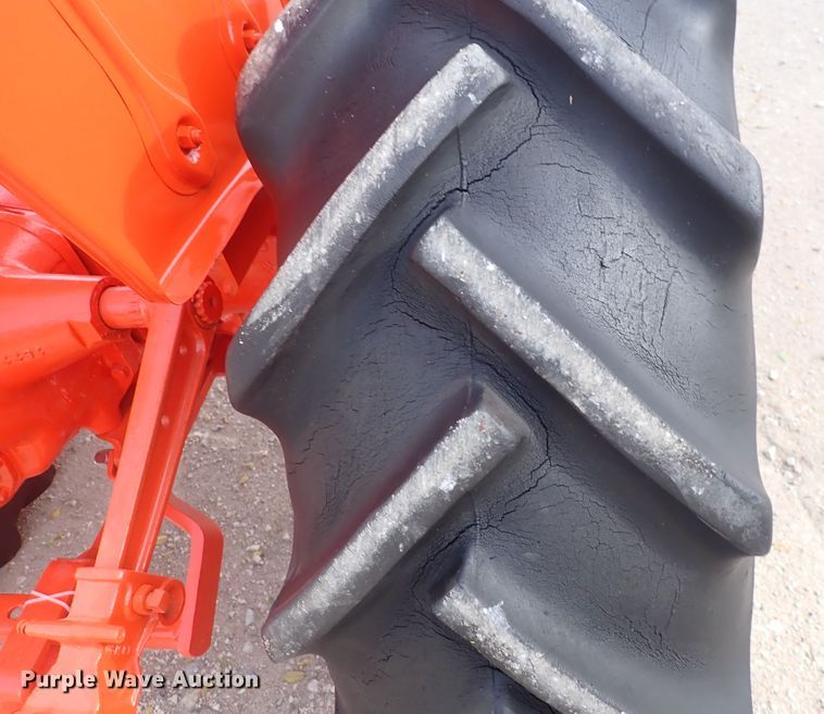 image for item DN2351 1963 Allis Chalmers D15  Series 2 tractor