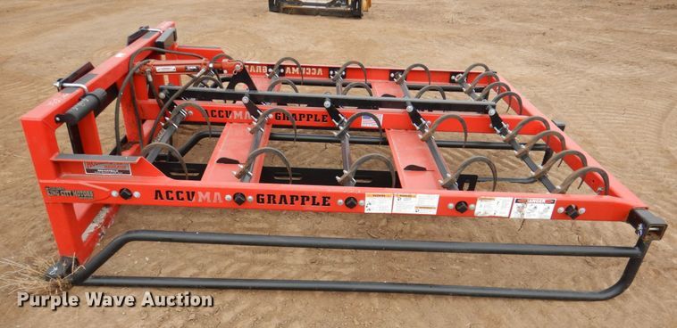 image for item DN2502 Maxilator Accumagrapple MXE skid steer square bale grapple