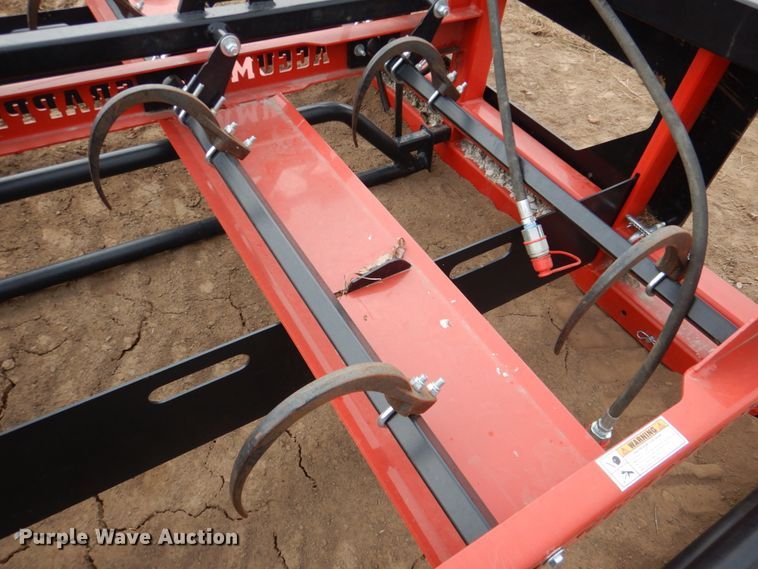 image for item DN2502 Maxilator Accumagrapple MXE skid steer square bale grapple