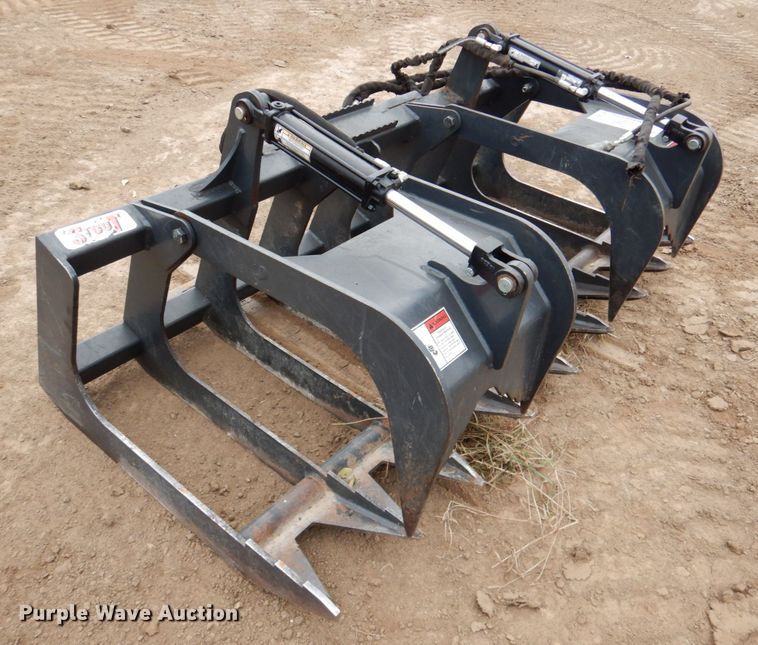 image for item DN2504 Stout HD72-8 72"W skid steer grapple bucket