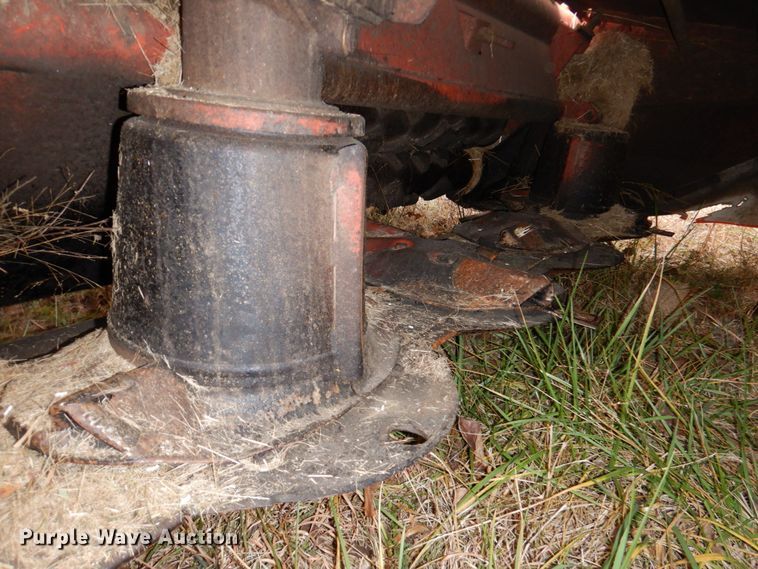 image for item DN2507 Kuhn FC4000RG  windrower