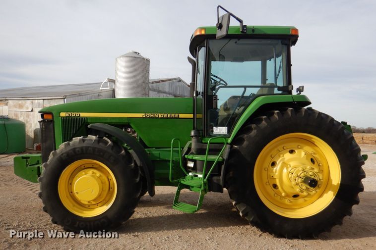 image for item DN2514 1997 John Deere 8100  MFWD tractor