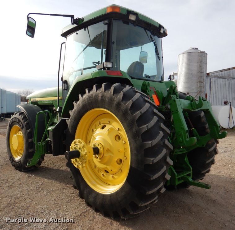 image for item DN2514 1997 John Deere 8100  MFWD tractor