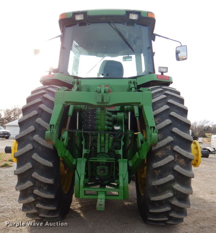 image for item DN2514 1997 John Deere 8100  MFWD tractor