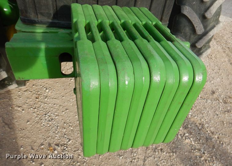 image for item DN2514 1997 John Deere 8100  MFWD tractor