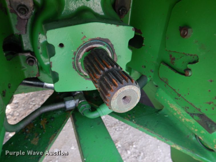 image for item DN2514 1997 John Deere 8100  MFWD tractor