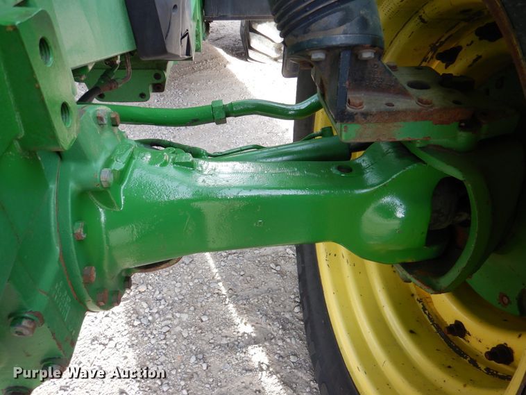 image for item DN2514 1997 John Deere 8100  MFWD tractor