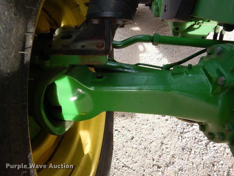 image for item DN2514 1997 John Deere 8100  MFWD tractor