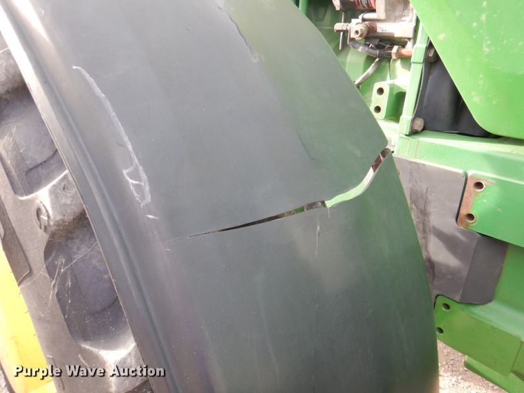 image for item DN2514 1997 John Deere 8100  MFWD tractor