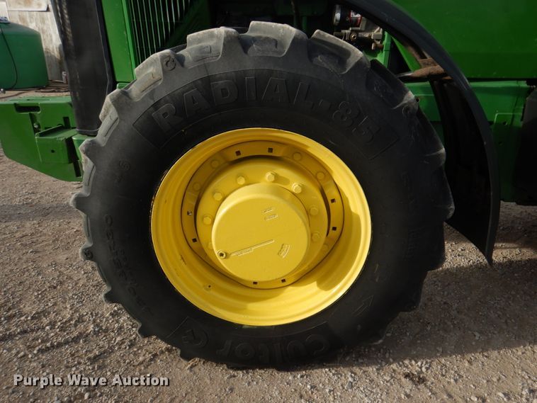 image for item DN2514 1997 John Deere 8100  MFWD tractor
