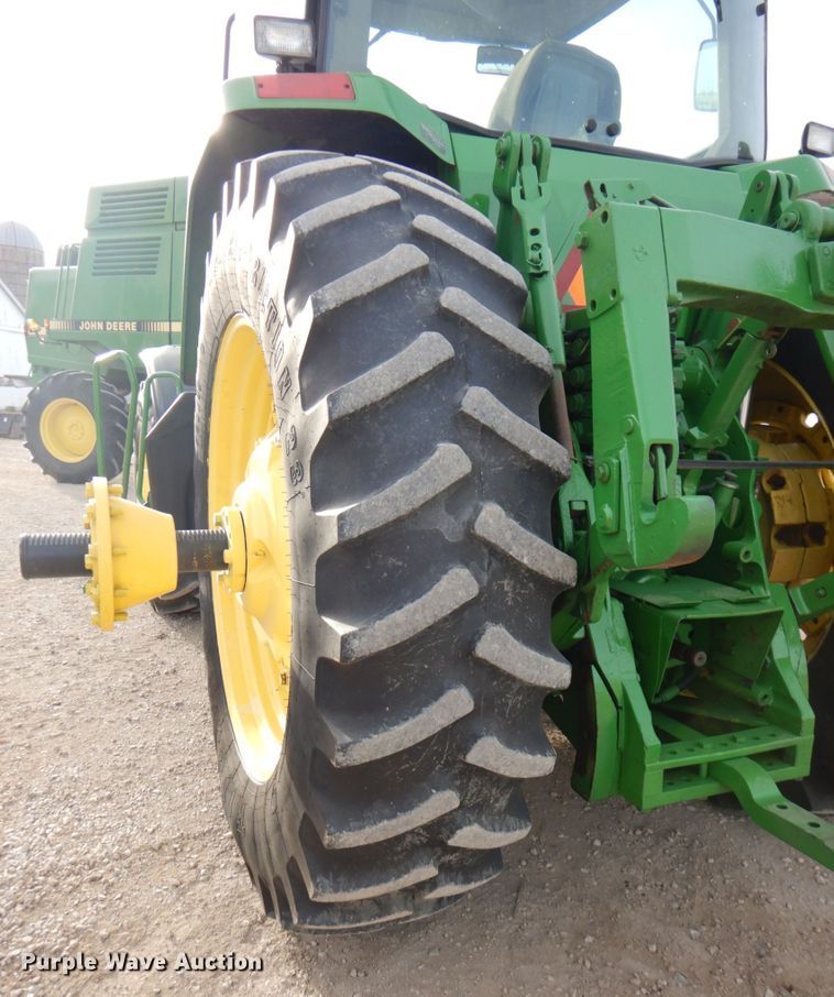 image for item DN2514 1997 John Deere 8100  MFWD tractor