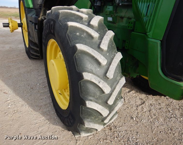 image for item DN2514 1997 John Deere 8100  MFWD tractor