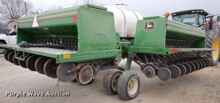 image for item DN2542 John Deere 455  grain drill