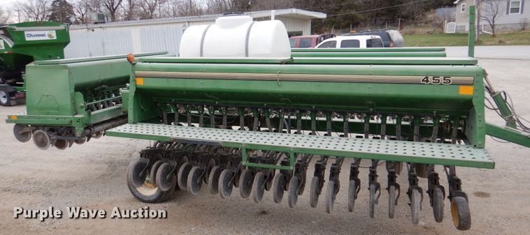 image for item DN2542 John Deere 455  grain drill