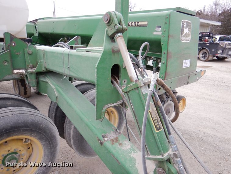 image for item DN2542 John Deere 455  grain drill