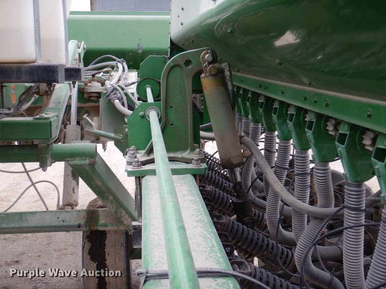 image for item DN2542 John Deere 455  grain drill