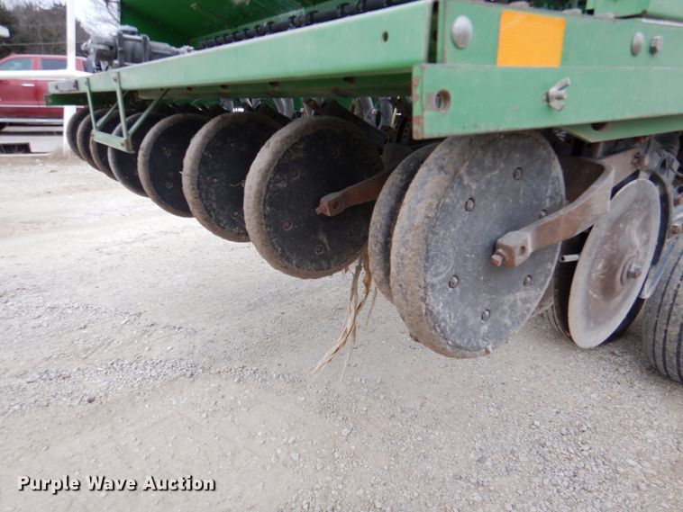 image for item DN2542 John Deere 455  grain drill