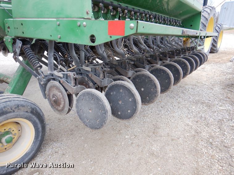 image for item DN2542 John Deere 455  grain drill