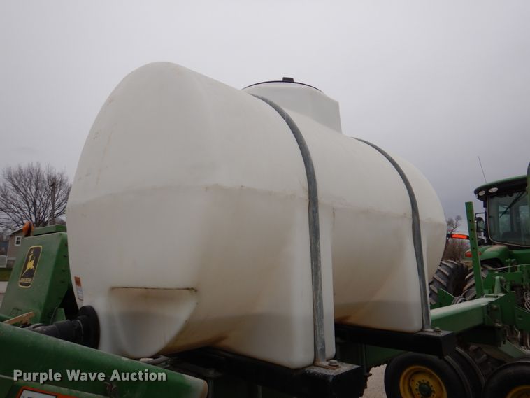 image for item DN2542 John Deere 455  grain drill