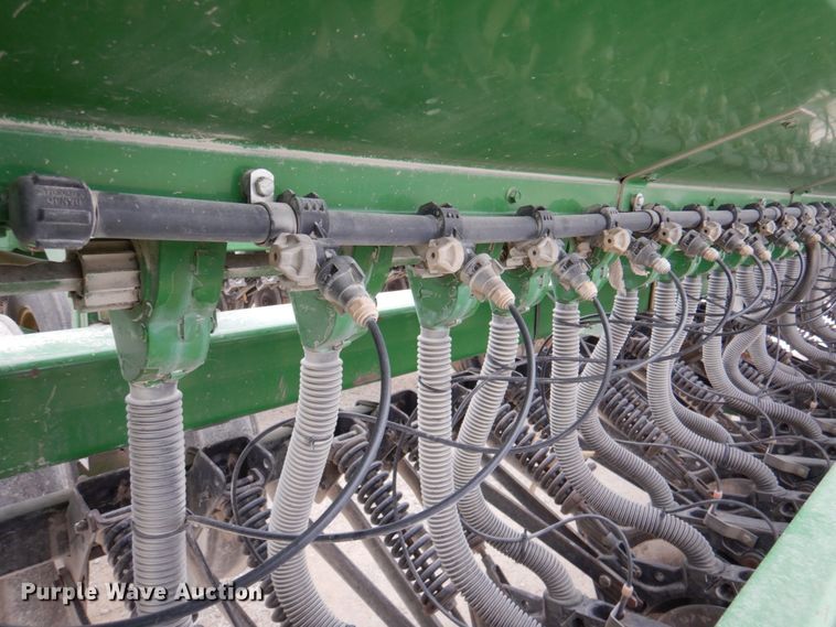 image for item DN2542 John Deere 455  grain drill