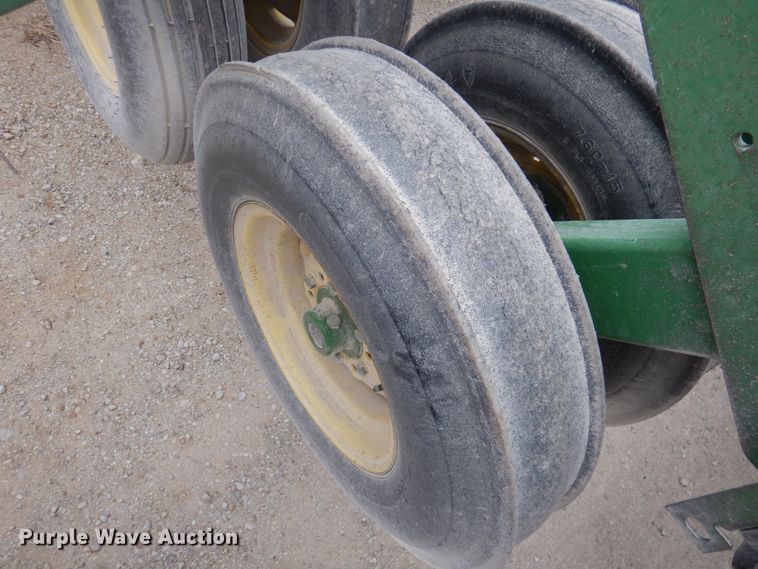 image for item DN2542 John Deere 455  grain drill