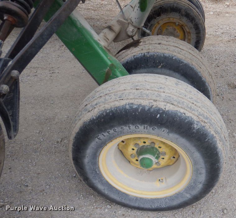 image for item DN2542 John Deere 455  grain drill