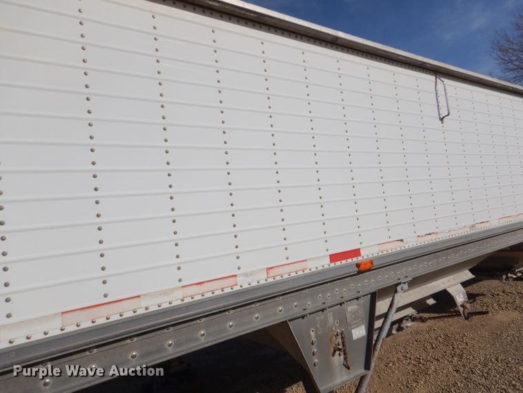image for item DN5383 2000 Wilson DWH400  grain trailer