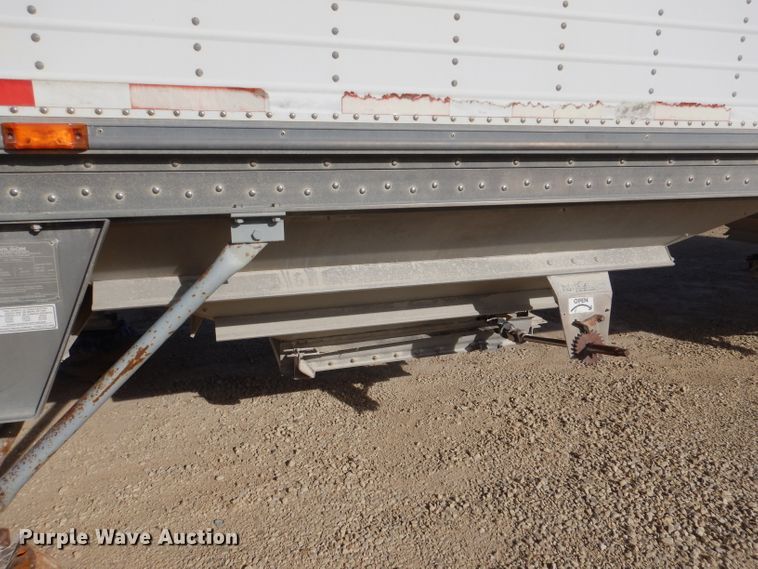 image for item DN5383 2000 Wilson DWH400  grain trailer