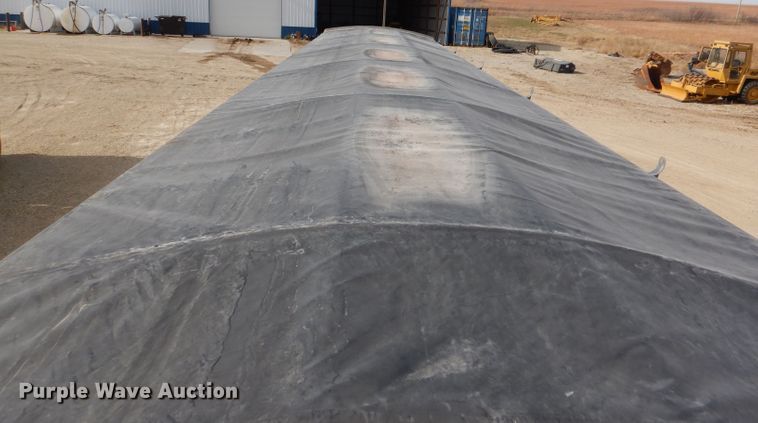 image for item DN5383 2000 Wilson DWH400  grain trailer