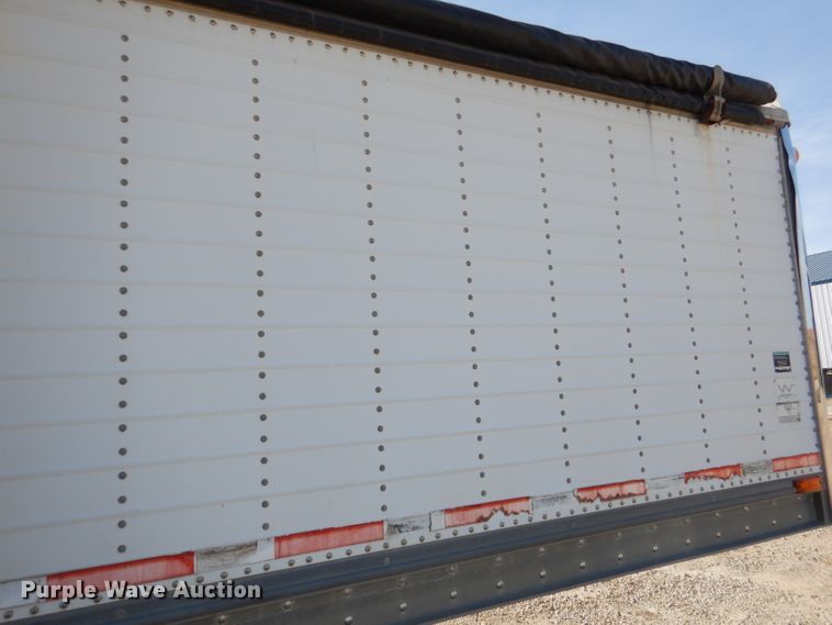 image for item DN5383 2000 Wilson DWH400  grain trailer