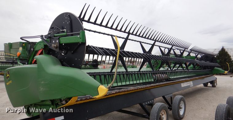 image for item DN5395 2020 John Deere 740FD HydraFlex  flex draper head