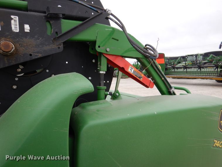 image for item DN5395 2020 John Deere 740FD HydraFlex  flex draper head