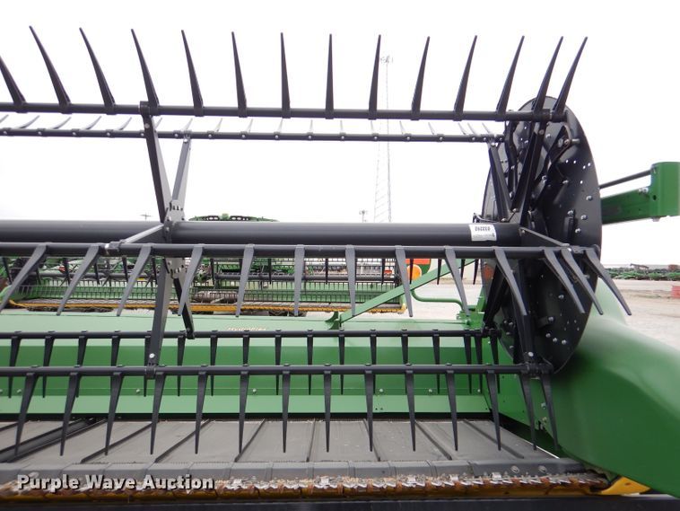 image for item DN5395 2020 John Deere 740FD HydraFlex  flex draper head