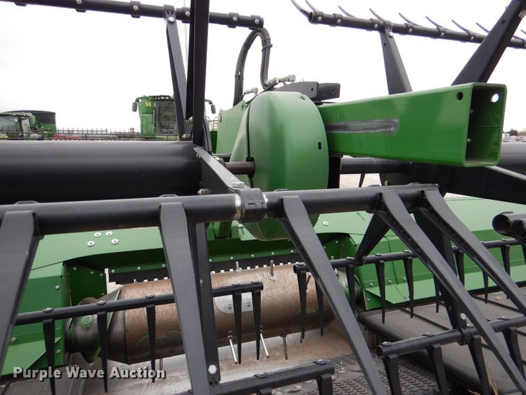 image for item DN5395 2020 John Deere 740FD HydraFlex  flex draper head