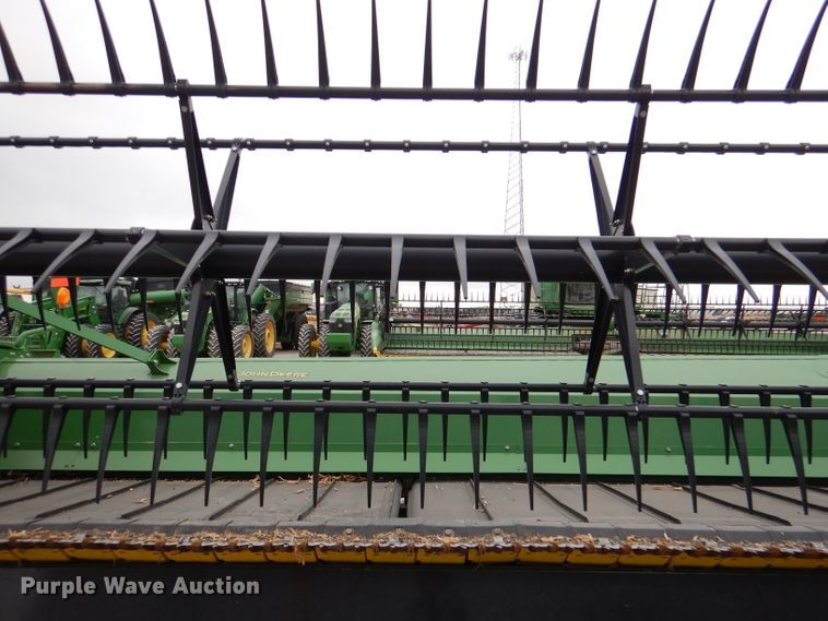 image for item DN5395 2020 John Deere 740FD HydraFlex  flex draper head