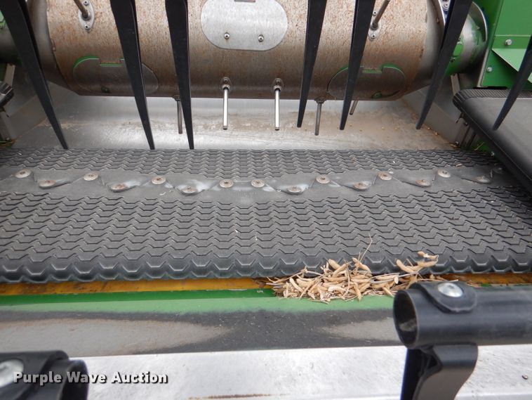 image for item DN5395 2020 John Deere 740FD HydraFlex  flex draper head