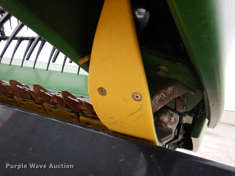 image for item DN5395 2020 John Deere 740FD HydraFlex  flex draper head
