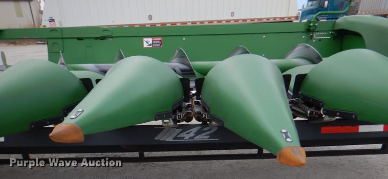 image for item DN5396 2019 John Deere 712C  corn head