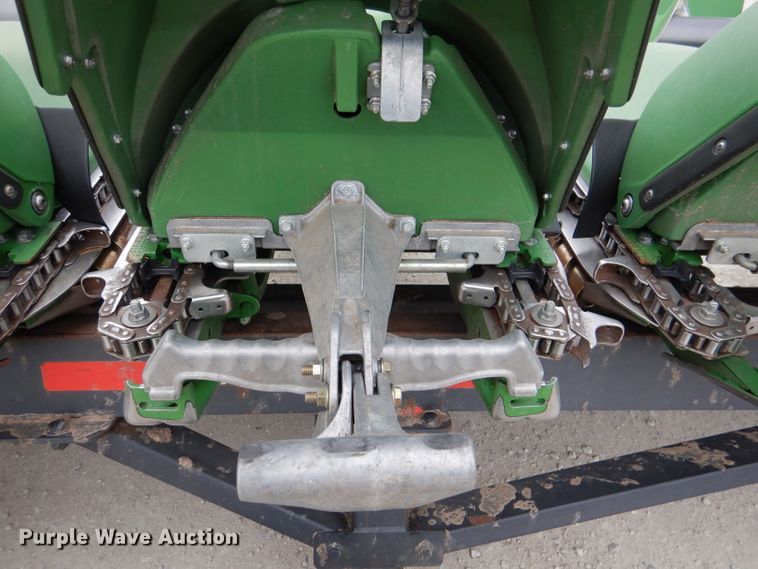 image for item DN5396 2019 John Deere 712C  corn head