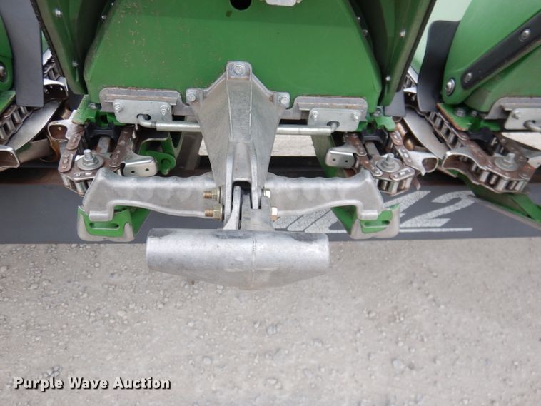 image for item DN5396 2019 John Deere 712C  corn head