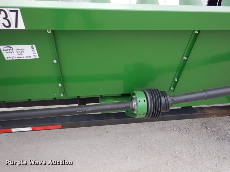 image for item DN5396 2019 John Deere 712C  corn head