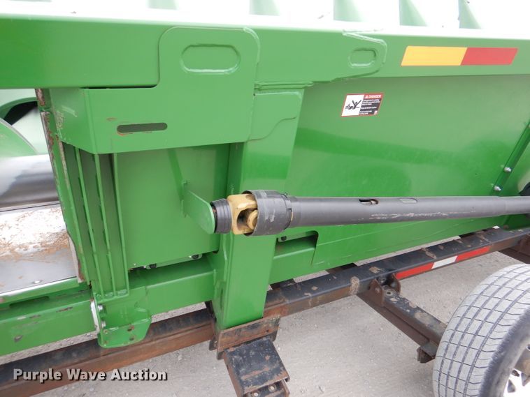 image for item DN5396 2019 John Deere 712C  corn head