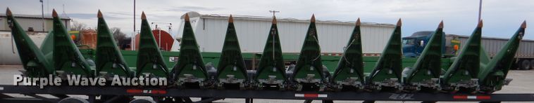 image for item DN5396 2019 John Deere 712C  corn head