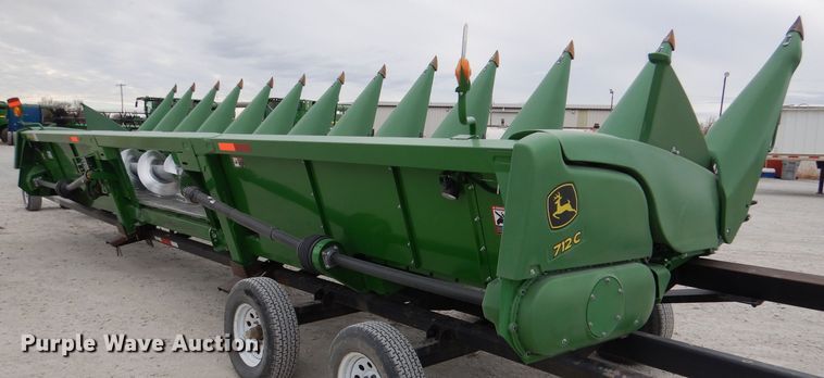 image for item DN5397 2020 John Deere 712C  corn head