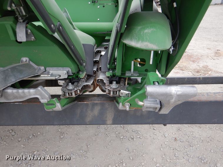 image for item DN5397 2020 John Deere 712C  corn head