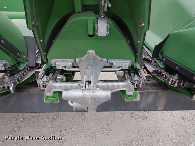image for item DN5397 2020 John Deere 712C  corn head