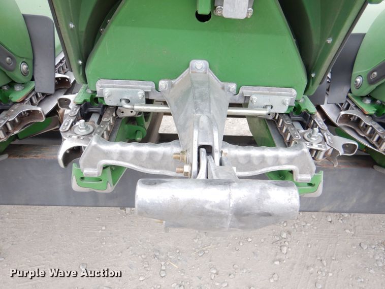 image for item DN5397 2020 John Deere 712C  corn head